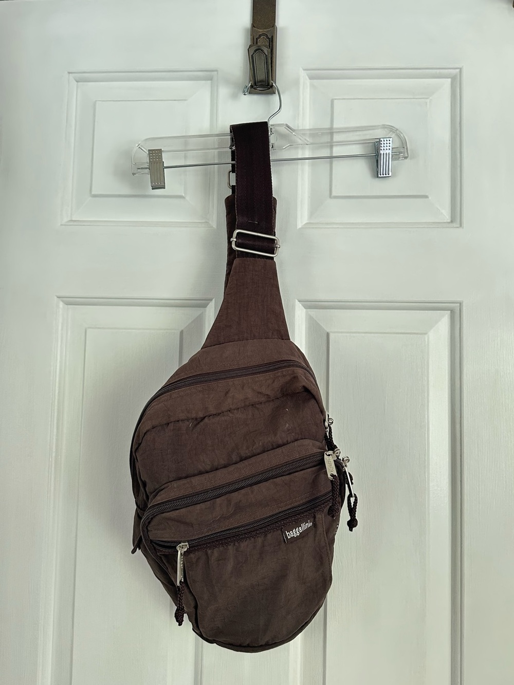 Baggallini Brown Should Strap Bag